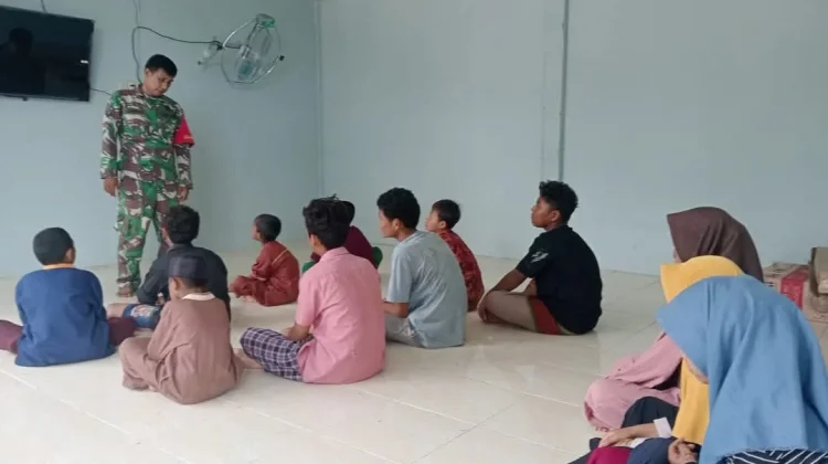 Babinsa Koramil 01 Medang Deras Sosialisasi Bahaya Narkoba