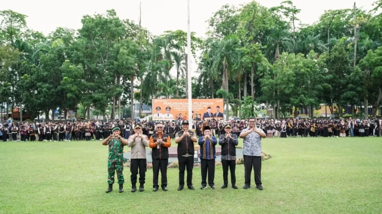Lepas 1.555 Petugas Sensus Ekonomi 2026, Bupati Tekankan Pentingnya Kejujuran