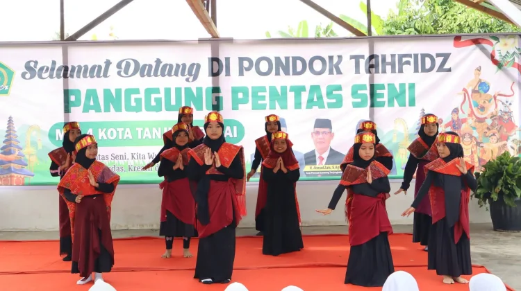 Lepas Penat Pasca Ujian, Ratusan Pelajar MIN 4 Tanjungbalai Gelar Pentas Seni