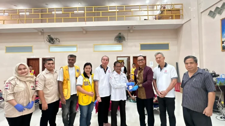 Lions Club dan Vihara Tri Ratna Gelar Donor Darah