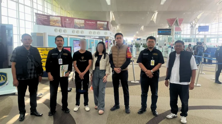 Imigrasi Medan Deportasi WN Tiongkok Terkait Tiket Palsu