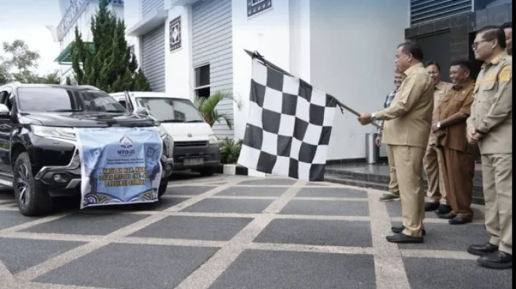 Bupati Karo Lepas Peserta MTQ Kafilah Kabupaten Karo ke MTQ XL Sumatera Utara