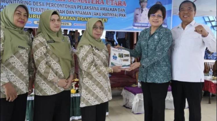 Bupati Karo Sambut Tim Monitoring TP PKK Provinsi Sumatera Utara di Desa Temburun