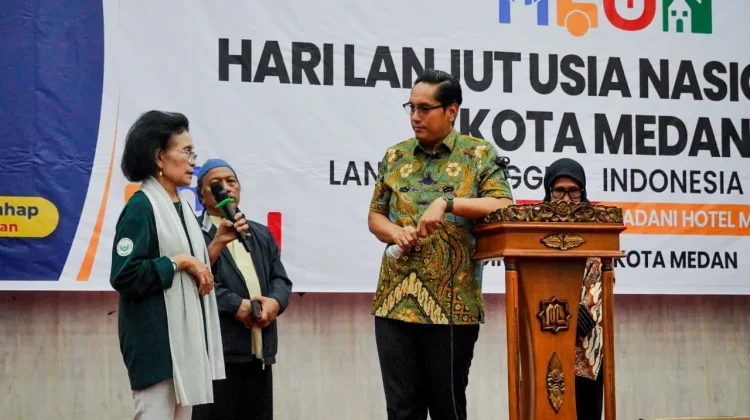 Rico Waas Ajak Lansia Tetap Aktif dan Menjadi Inspirasi bagi Generasi Muda