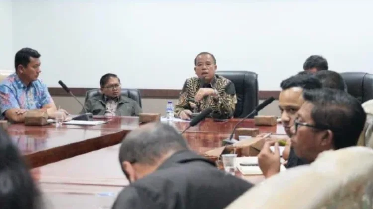 Bupati Karo Pimpin Rapat Tindak Lanjut Pengelolaan Ekowisata Air Panas