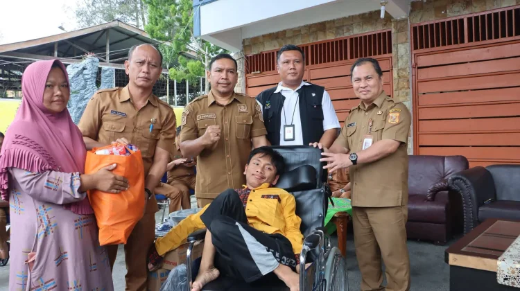 Bupati Dairi Tugaskan Dinsos Monitor Warga Kurang Mampu