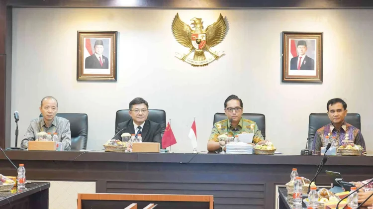 Rico Waas Tawarkan Kerja Sama Pendidikan dan Pengelolaan Sampah ke Qingyuan