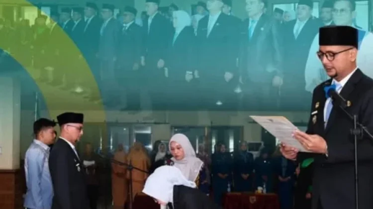 Lantik 43 Pejabat, Bupati Labusel Jabatan Bukan Hadiah, Kinerja Harus Terbukti