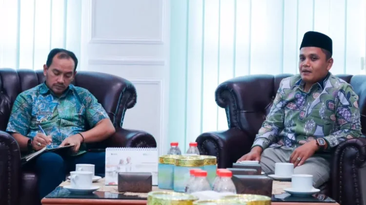 Wali Kota Tebing Tinggi Dorong Beasiswa bagi Mahasiswa Kurang Mampu