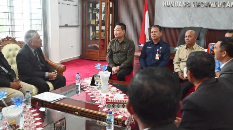 Bupati Humbahas Sambut Panitia Sinode Besar GPI 2026