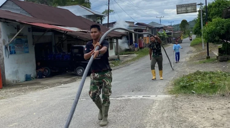 TNI AD Kebut Pipanisasi Air Bersih di Maniamolo, Progres Capai 77 Persen