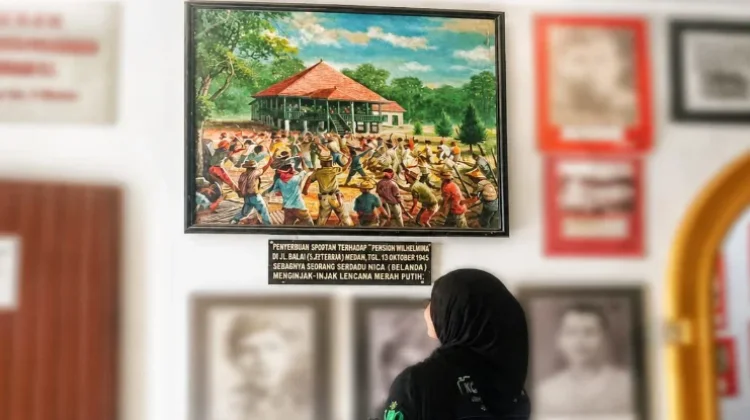Menelusuri Bahasa Perlawanan Lukisan Penyerbuan Pension Wilhelmina