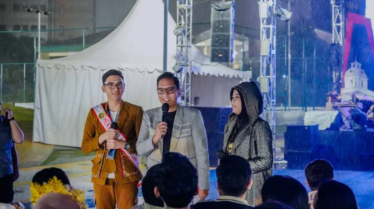 Rico Waas Ajak Pemuda Jadi Agen Perubahan