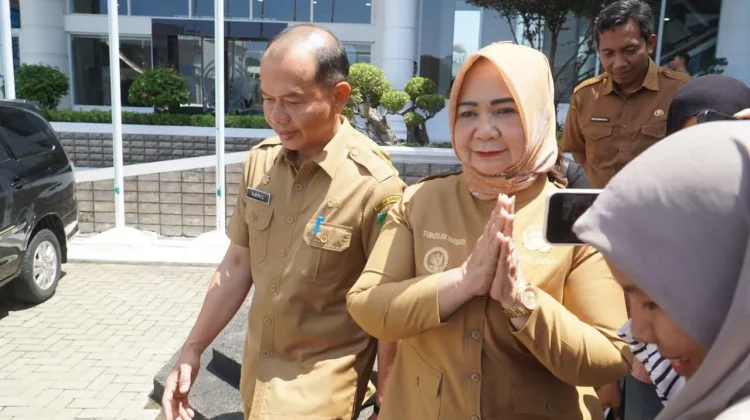 Mendagri Resmi Tunjuk Wabup Tiorita Surbakti Sebagai Plt Bupati Langkat