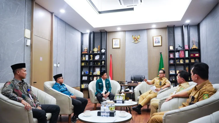Terima Audiensi Isarah, Rico Waas Tekankan Pentingnya Data Akurat