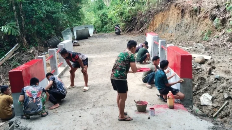 Pembangunan Jembatan Aramco di Desa Botombawo Nias Utara Rampung