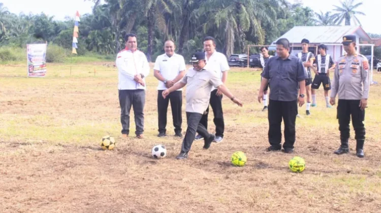 Wabup Labuhanbatu Minta Peserta Turnamen Open Mini Soccer Jabir Cup Sportif