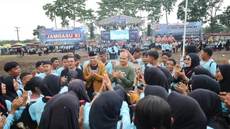 Wali Kota Mahyaruddin Beri Motivasi Kontingen Kwarcab Tanjungbalai di Jamdasu