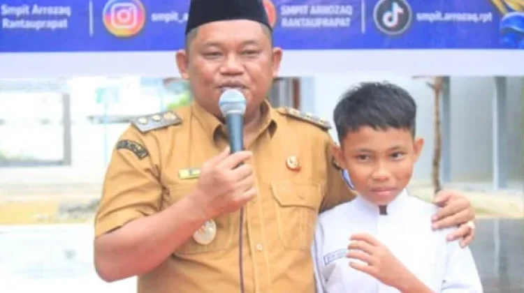 Wabup Labuhanbatu Memberikan Motivasi di MASTA SMP IT Arrozaq