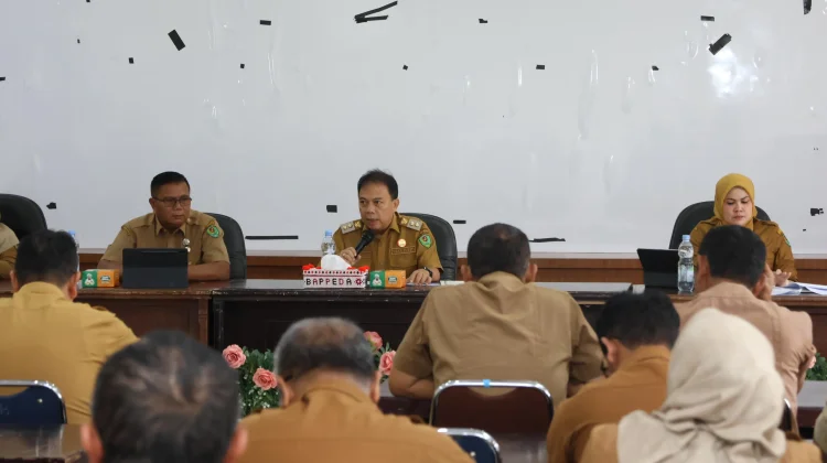 Wabup Tapsel Pimpin Rakor Monitoring dan Evaluasi Penanggulangan Kemiskinan