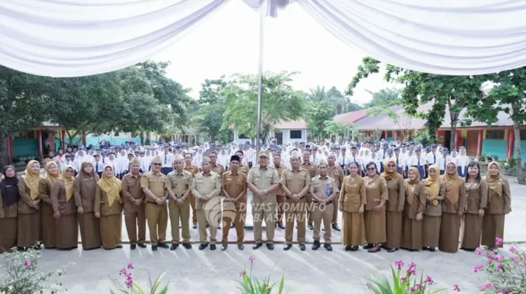 Bupati Asahan Ajak Siswa Terapkan 7 Kebiasaan Anak Indonesia Hebat