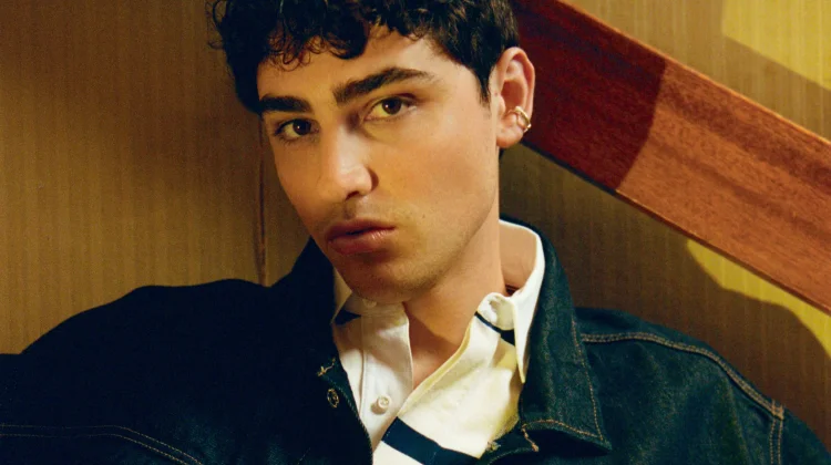 Penyanyi Muda Asal Australia, Oliver Cronin, Rilis Single Terbaru 'Closure'