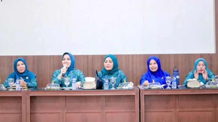 TP PKK Labuhanbatu Genjot Evaluasi 10 Program Pokok PKK