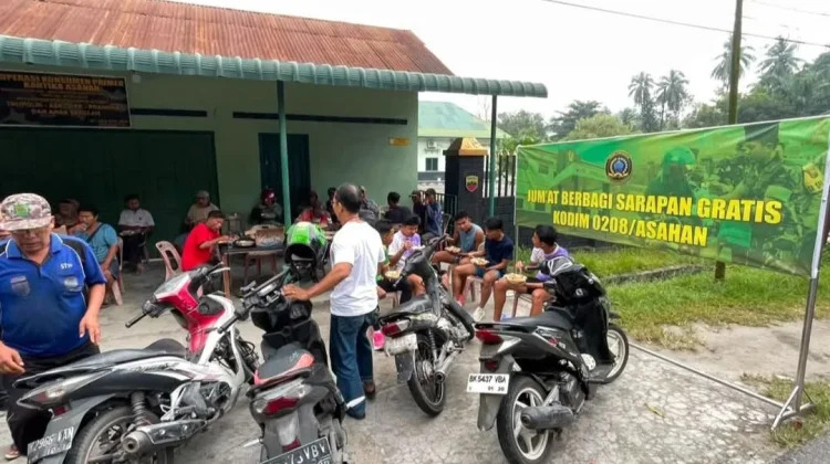 Warga Antusias Nikmati Sarapan Pagi Gratis Kodim 0208/Asahan