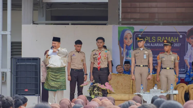 Bupati Batu Bara Motivasi Siswa Baru Berani Bermimpi Besar