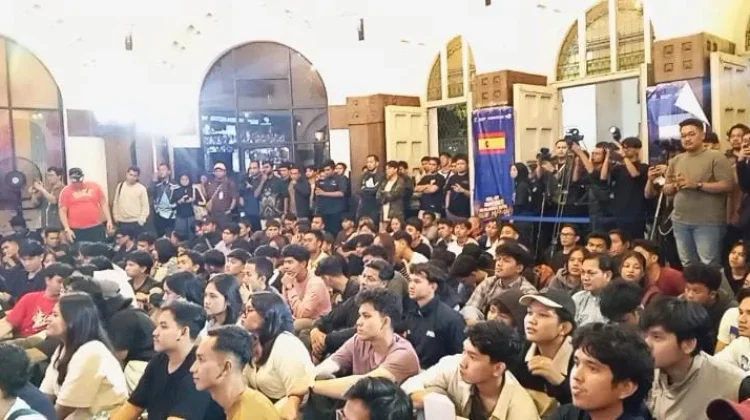 Nobar Final Pesta Bola di Pos Bloc Medan Membludak