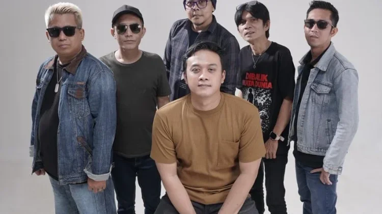 Satu Dekade Berproses, Band Pop Rock JUKE Resmi Rilis EP Perdana 'Inikah Cinta'