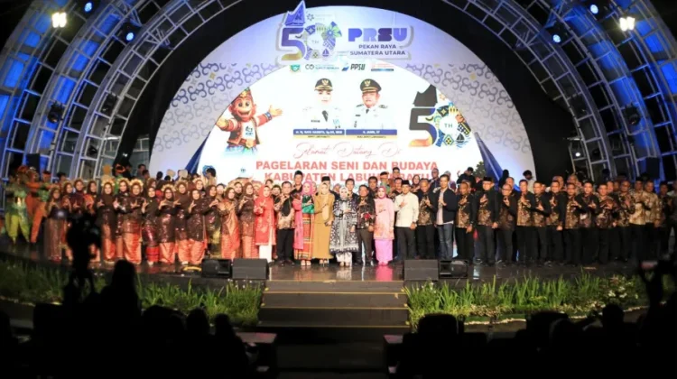 Penampilan Seni dan Kebudayaan Labuhanbatu di PRSU ke-50