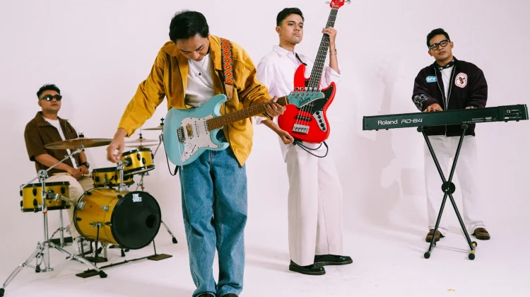 Tonewaves Rilis "Parfum", Usung Nuansa Hangat dan Ceria untuk Obati Rindu Masa Indah