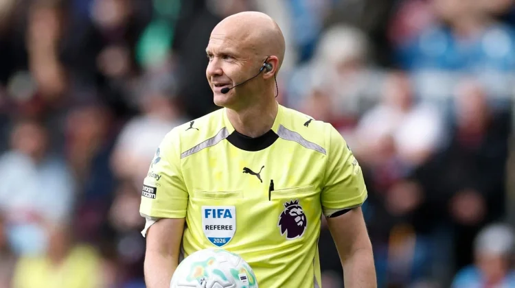 Anthony Taylor Pensiun dari Dunia Perwasitan Elit
