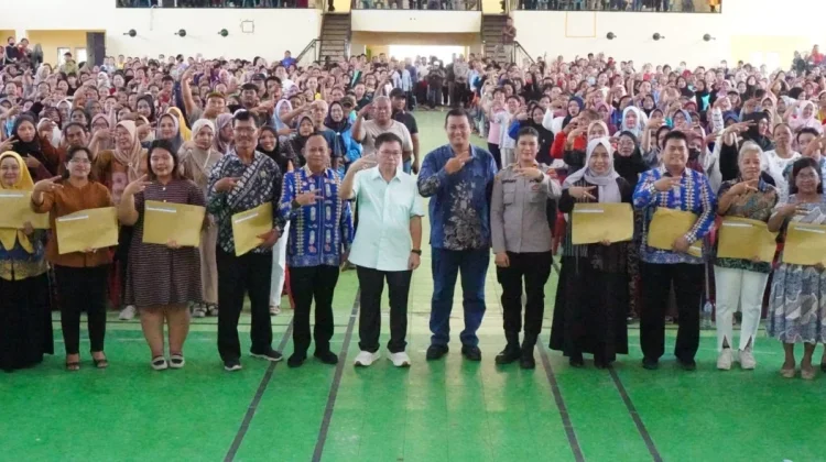 Dua Ribu SK PIP untuk Sekolah se-Kecamatan Lubuk Pakam Diserahkan