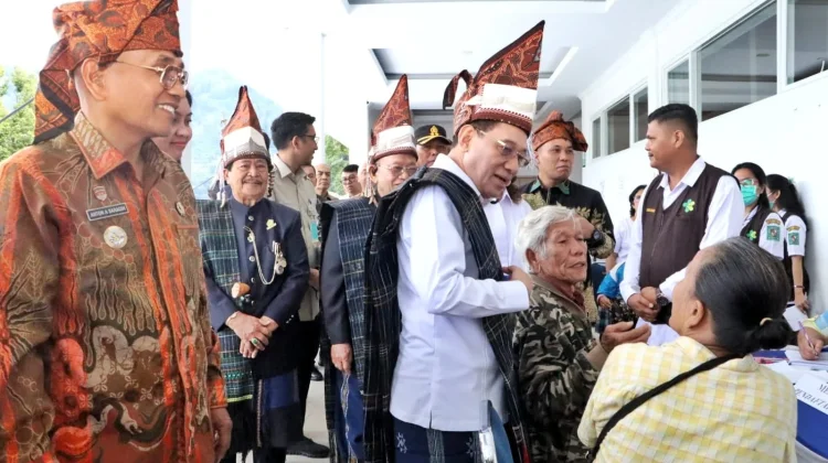 Wamenkes Tinjau Skrining TB Terintegrasi di Simalungun
