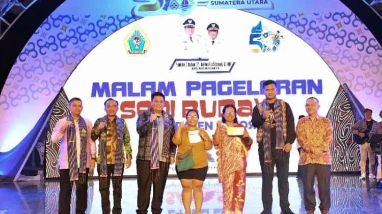 Pagelaran Budaya Samosir Meriahkan PRSU Ke-50