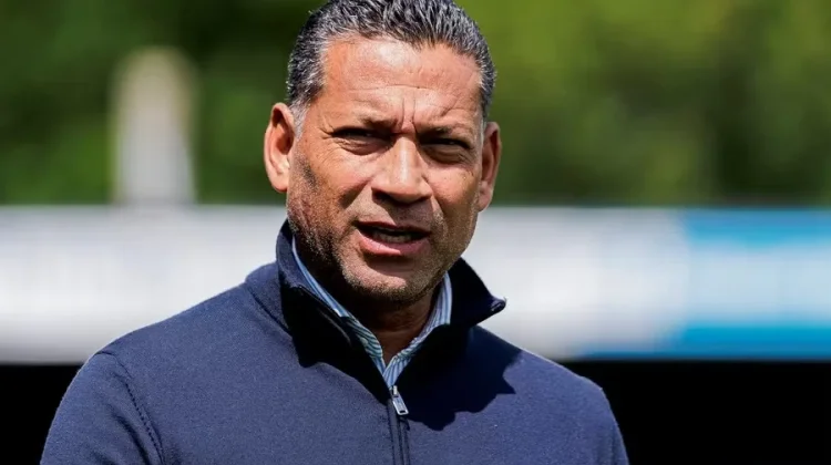 Suriname Tunjuk Mantan Pemain Belanda, Henk Fraser sebagai Pelatih