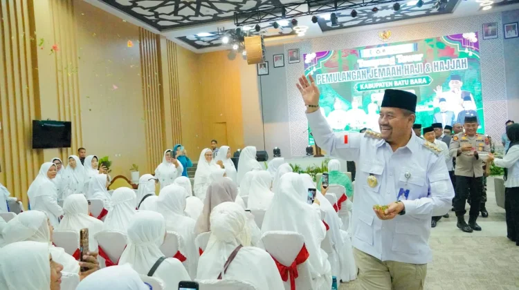 Bupati Batu Bara Pimpin Tepung Tawar Pemulangan Jemaah Haji 2026