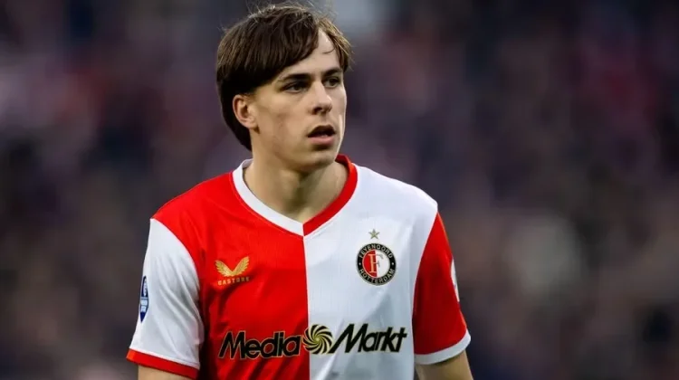 Winger Feyenoord, Leo Sauer Pindah ke Stuttgart