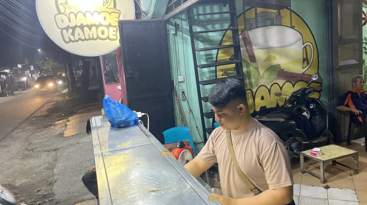 DJAMOEKAMOE Lestarikan Warisan Jamu Tradisional di Medan