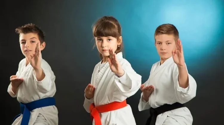 Tak Cuma Bela Diri, Ini 6 Manfaat Karate untuk Tubuh dan Mental