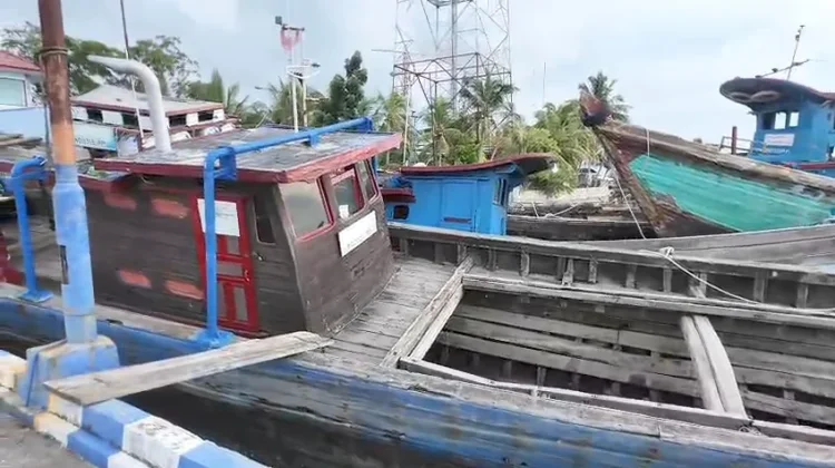 Kejari Tanjungbalai Lelang Kapal GT 20 Bermesin 60 PK Rp 34.6 Juta