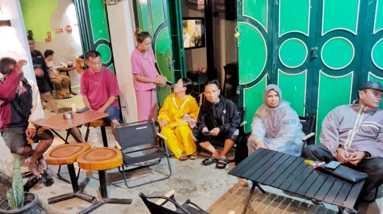 Enam Warga Dievakuasi saat Banjir Rendam Serbelawan