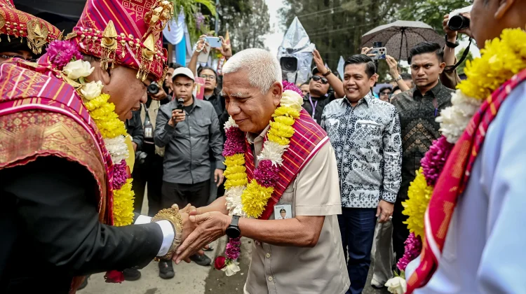 Semarak Festival Bunga dan Buah 2026, Berastagi Tampilkan Pesona Budaya Karo