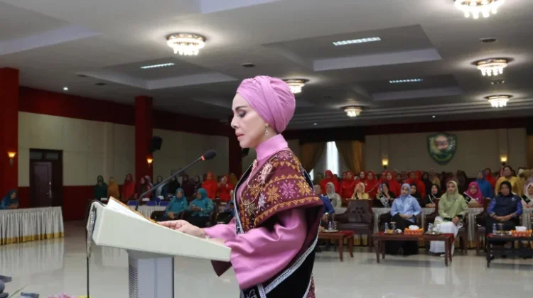 Bunda PAUD Tapsel Kukuhkan 248 Bunda PAUD Desa dan Kelurahan Kab Tapsel
