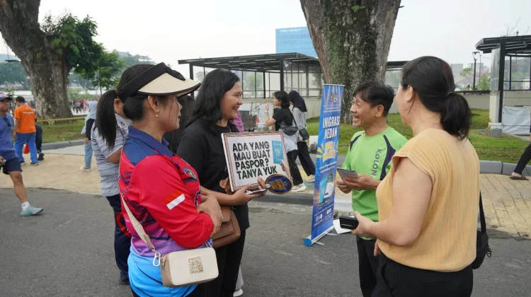Imigrasi Medan Dekatkan Layanan lewat Car Free Day
