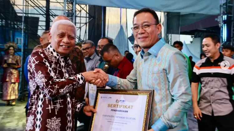 Tapsel Borong Tiga Penghargaan pada Penutupan PRSU ke-50