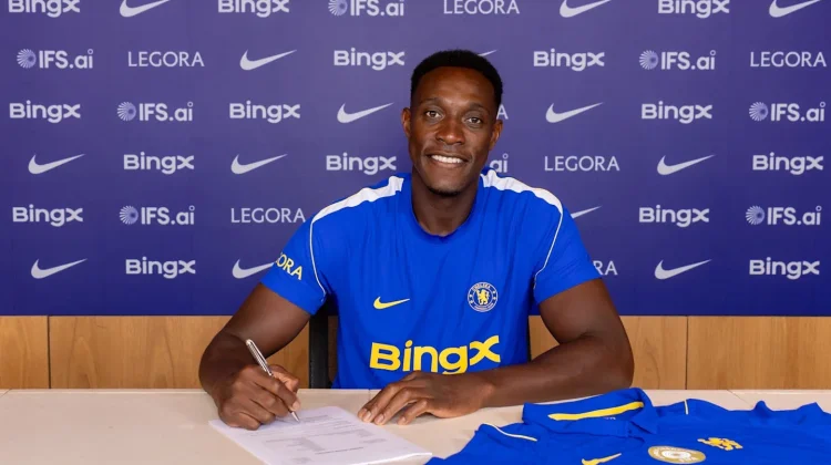 Danny Welbeck Resmi Bergabung dengan Chelsea