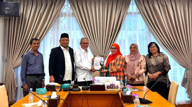Timsel Serahkan 21 Nama Calon Anggota KPID Sumatera Utara ke DPRD